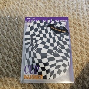Black and White Cup Warmer